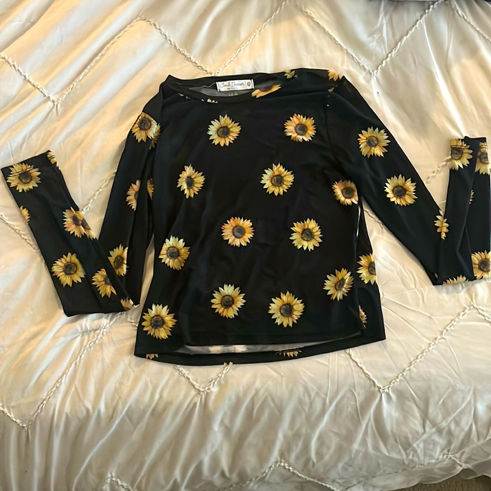 Cloud dancer XL sunflower half shirt